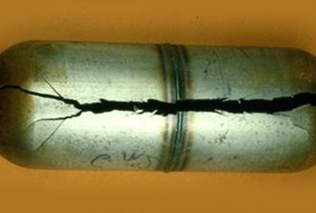 Failure and Damage Mechanisms of Pressurized Equipment